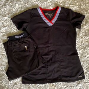 Grey’s Anatomy scrubs great condition size small
